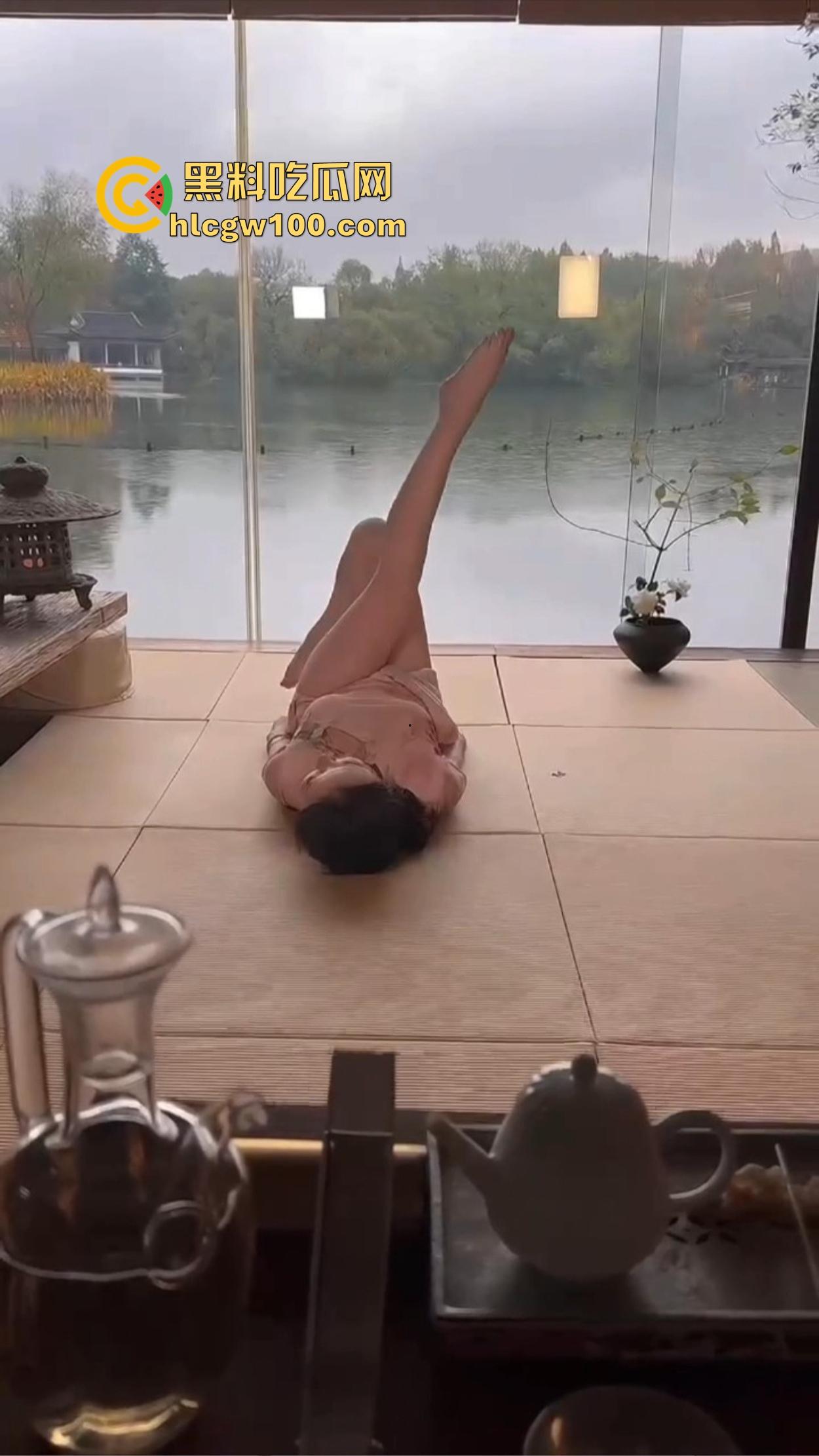 杭州富哥的奢华下午茶，茶又白又长端起来就是极品，喝上一口直接懂了品茶得滋味，咱喝的只能算下脚料！-11